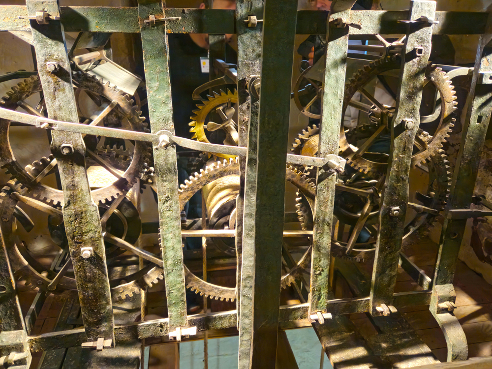 Abb.4: Spitaluhr, Foto: Silvio Marugg